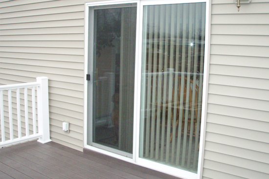 Lake Elsinore-screen-door-repair